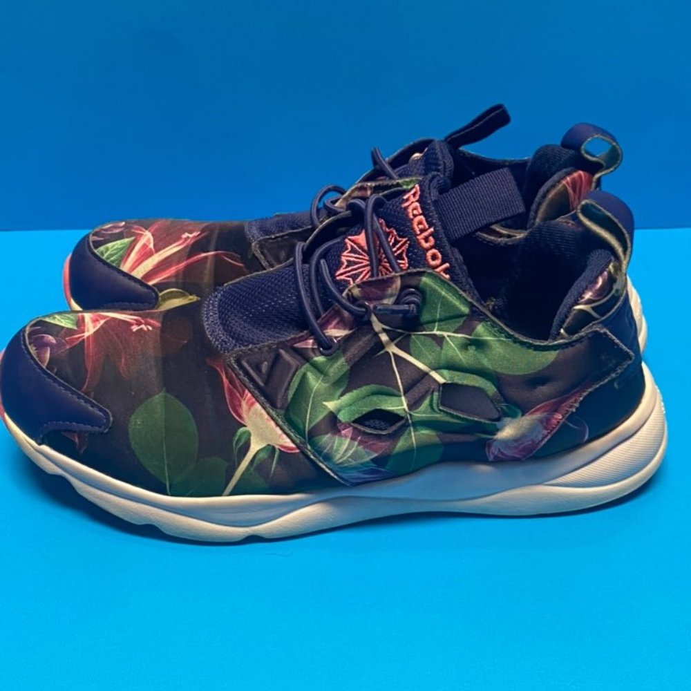 Reebok Furylite Graphic Floral/ Navy Purple Womens Classic Shoes Sneakers
